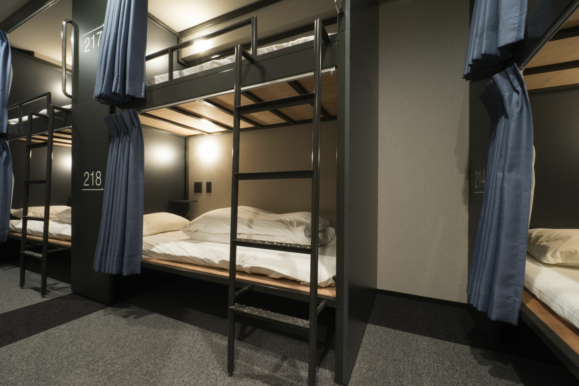 Grids Asakusa-bashi Hotel＆hostel Auberge de jeunesse *