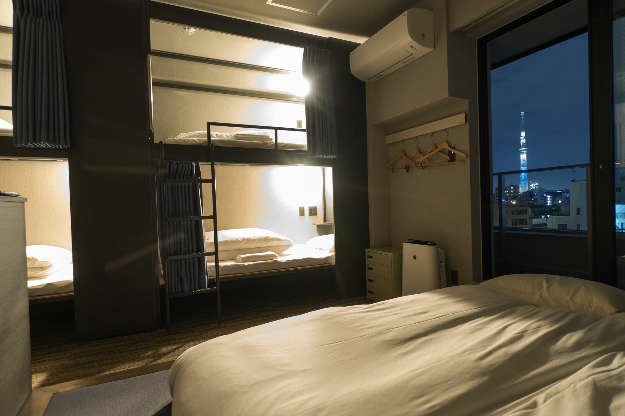 Auberge de jeunesse Grids Asakusa-bashi Hotel＆hostel Tōkyō